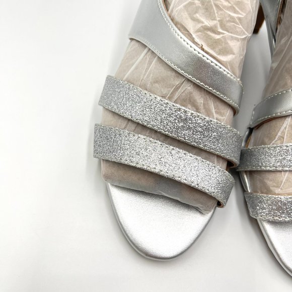 Naturalizer‎ Size 7.5 Silver Metallic Glitter Strappy Dress Sandals Heels Shoes - Picture 3 of 12